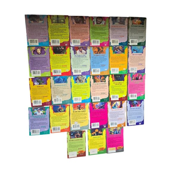 GOOSEBUMPS Book Lot RL Stine Paperback Spooky Scary Stories Goose Bumps Vintage - Picture 8 of 16